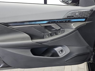 2025 BMW 5 SERIES 缩略图 14
