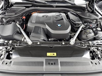 2025 BMW 5 SERIES 照片 7