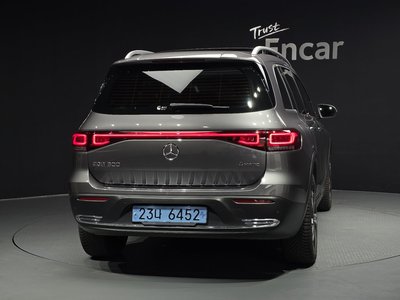 MERCEDES-BENZ EQB - 4