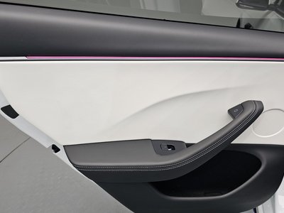 2026 Tesla MODEL 3 缩略图 15