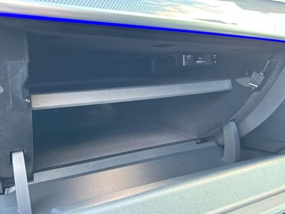 2025 MERCEDES-BENZ C-CLASS thumbnail 28
