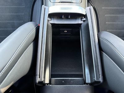 2025 MERCEDES-BENZ C-CLASS thumbnail 24