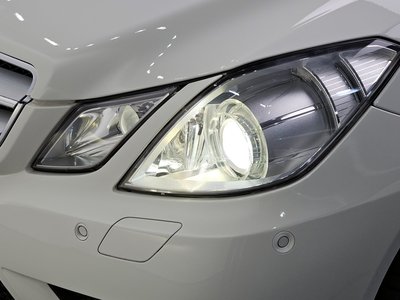 MERCEDES-BENZ E-CLASS - 9