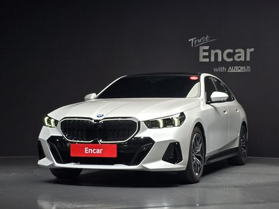 BMW 5 SERIES - 2