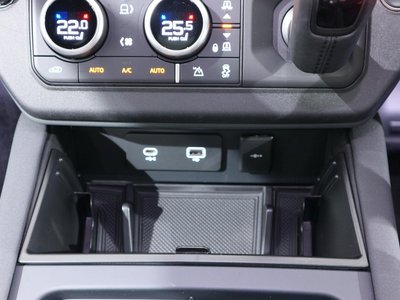 2023 LAND Rover DEFENDER 缩略图 44