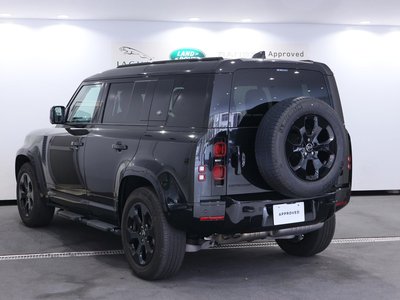 صورة 8 لـ 2023 LAND Rover DEFENDER