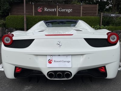FERRARI 458 - 8