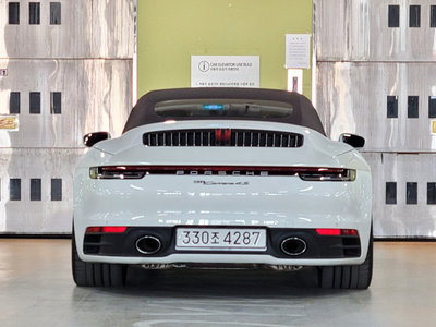 PORSCHE 911 - 2