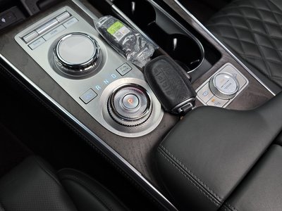 2023 Genesis GV80 — миниатюра 12