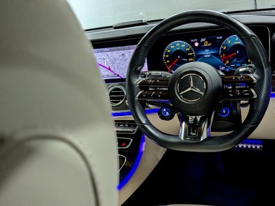 صورة مصغرة 19 لـ 2021 Mercedes-BENZ E-CLASS AMG