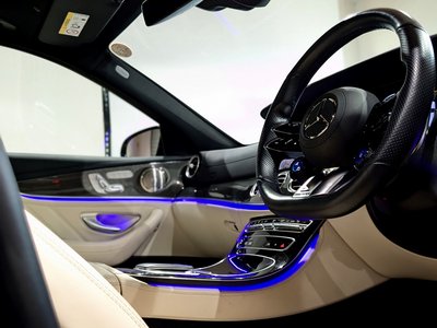 صورة مصغرة 16 لـ 2021 Mercedes-BENZ E-CLASS AMG