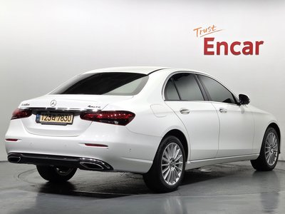 2021 Mercedes-BENZ E-CLASS 照片 4