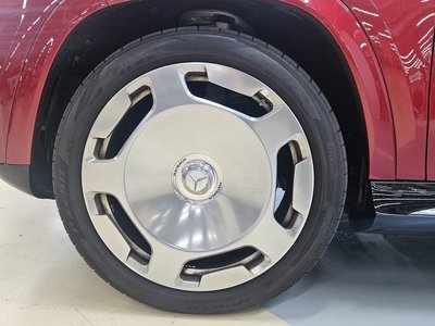 2025 Mercedes-BENZ GLS — миниатюра 12