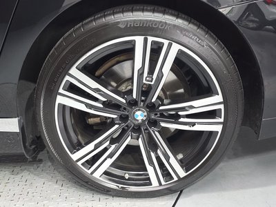 صورة 8 لـ 2023 BMW I7
