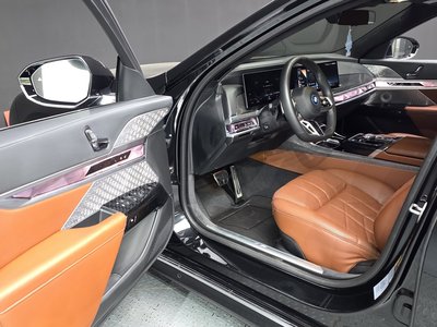 صورة مصغرة 13 لـ 2023 BMW I7