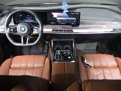 صورة 5 لـ 2023 BMW I7