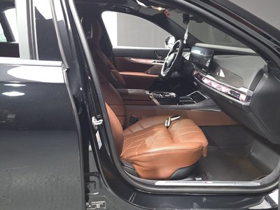 صورة مصغرة 16 لـ 2023 BMW I7