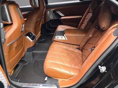 صورة مصغرة 18 لـ 2023 BMW I7