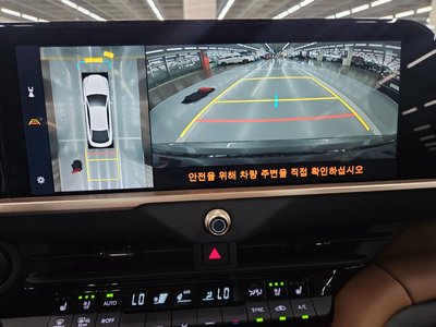 2025 Toyota CROWN CROSSOVER photo 5