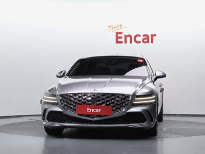 GENESIS G80 (RG3) - 2
