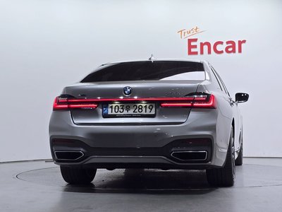 BMW 7 SERIES - 3