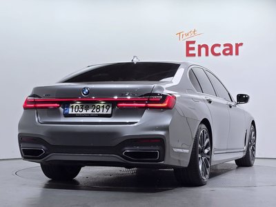 BMW 7 SERIES - 4