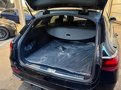 MERCEDES-BENZ E-CLASS - 6