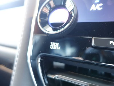 2025 Toyota ALPHARD thumbnail 39