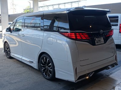 2025 Toyota ALPHARD 照片 5