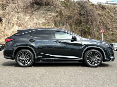 LEXUS RX - 9