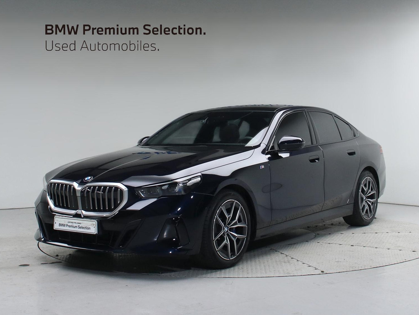 BMW 5 SERIES - View 1