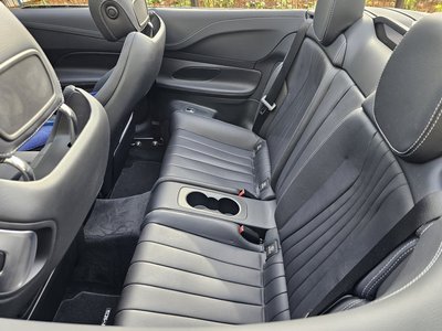 MERCEDES-BENZ E-CLASS - 6