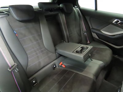 2025 BMW 1 SERIES 缩略图 18