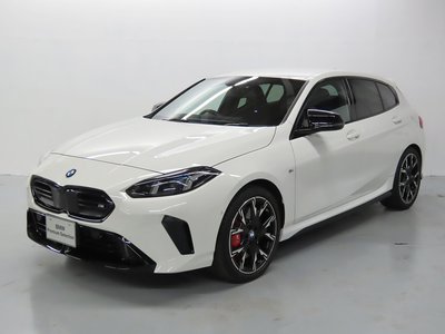 2025 BMW 1 SERIES 照片 1
