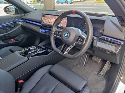 BMW I5 - 6