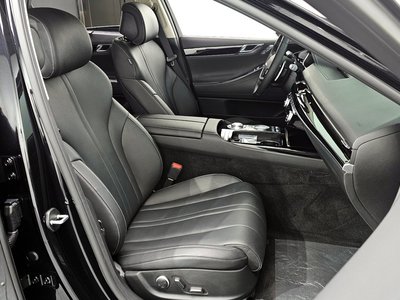 GENESIS G80 (RG3) - 10
