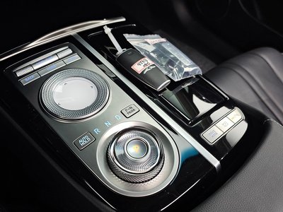 GENESIS G80 (RG3) - 9