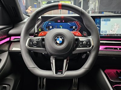 2025 BMW M5 缩略图 19