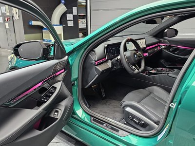 2025 BMW M5 缩略图 13