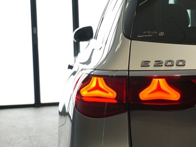 2025 Mercedes-BENZ E-CLASS — миниатюра 64