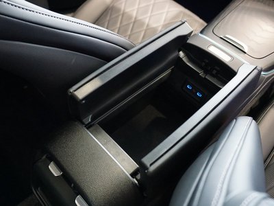 2025 Mercedes-BENZ E-CLASS — миниатюра 31