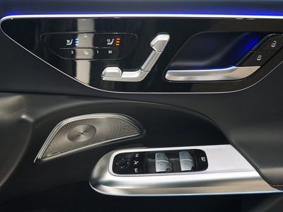 2025 Mercedes-BENZ E-CLASS — миниатюра 33