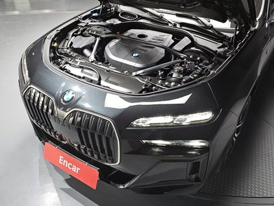 BMW 7 SERIES - 7