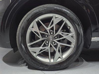 2021 Genesis GV70 photo 6