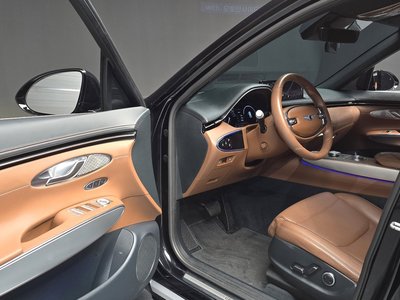 2021 Genesis GV70 photo 10