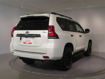 TOYOTA LAND CRUISER PRADO - 3