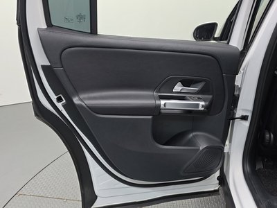 2022 Mercedes-BENZ GLB — миниатюра 15