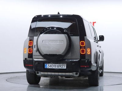 LAND ROVER DEFENDER - 4