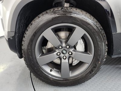 LAND ROVER DEFENDER - 6