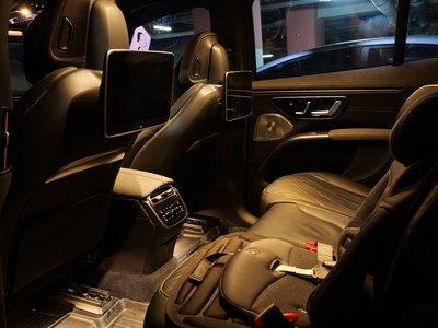 MERCEDES-BENZ EQS - 5